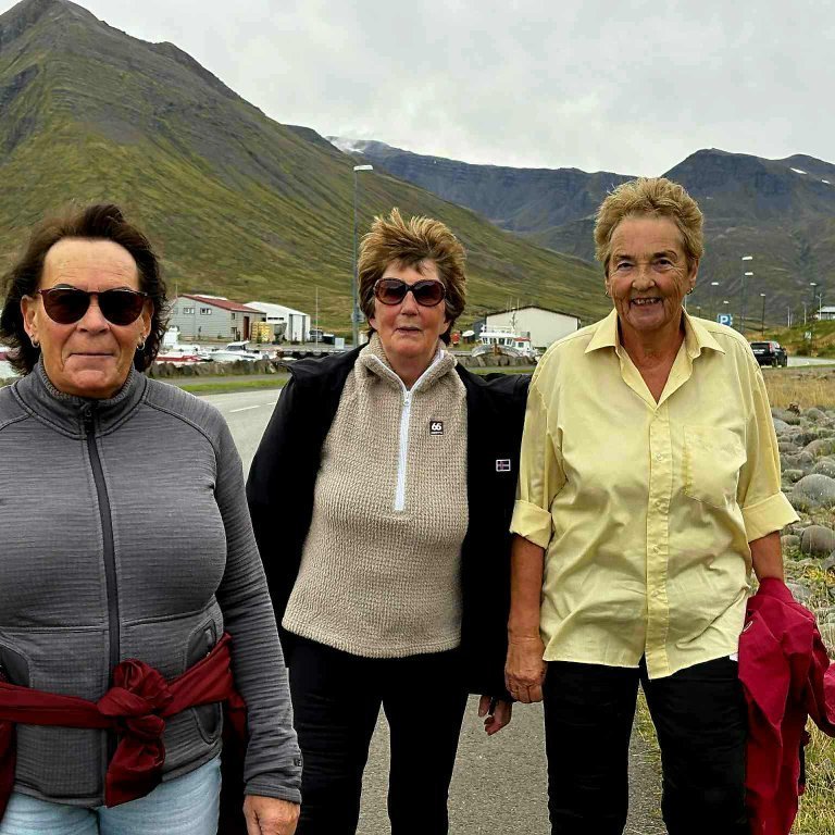 9b4c998d-84c1-497b-ada3-54b3774f2f32