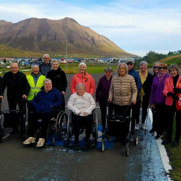 e84ec52b-c02b-47b3-8092-be00339fe7f4