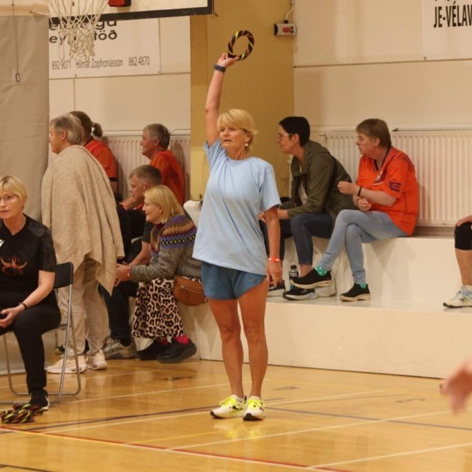 ea527388-e35a-4cb1-8111-c48c244cc4d2